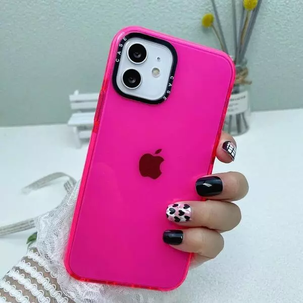 Case Translucido Fucsia Neón Iphone13pro