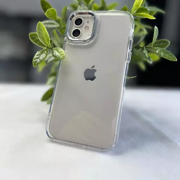 Case Transparente Borde Plateado Iphone11