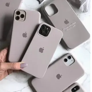Silicon Case Rosado Iphone 16