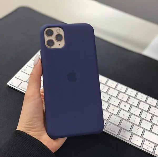 Silicon Case Azul Oscuro Iphone15