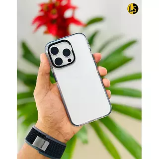 Case Transparente Borde Negro Iphone15pro